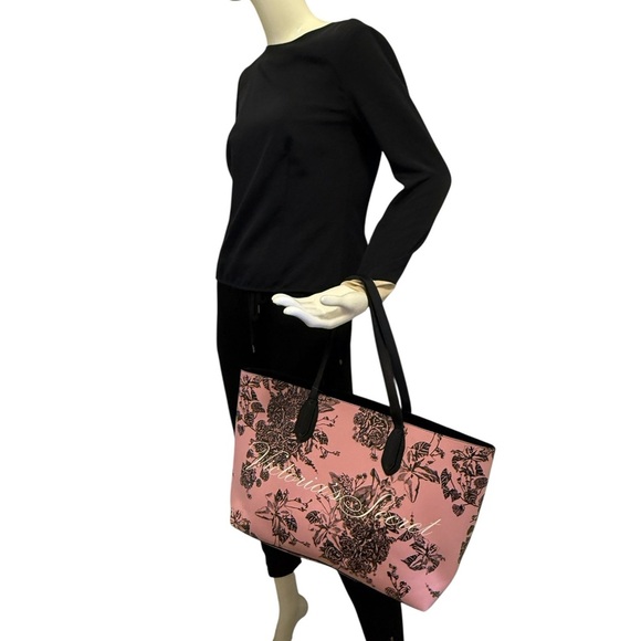 Victoria's Secret Floral Logo Tote Pink Floral Tote Bag. In new conditions - Picture 7 of 15